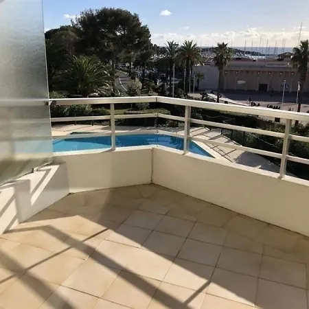 Appartamento Studio Quartier Santa Lucia Avec Vue Mer